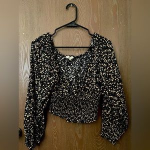 Flowery crop top blouse